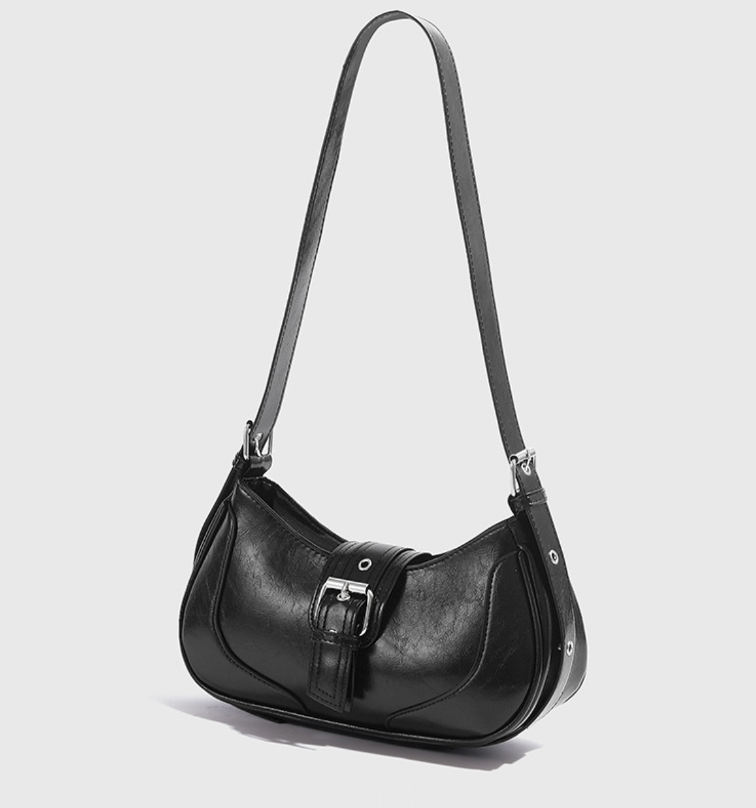 BOLD BUCKLE LETHER HANDBAG (3c.)