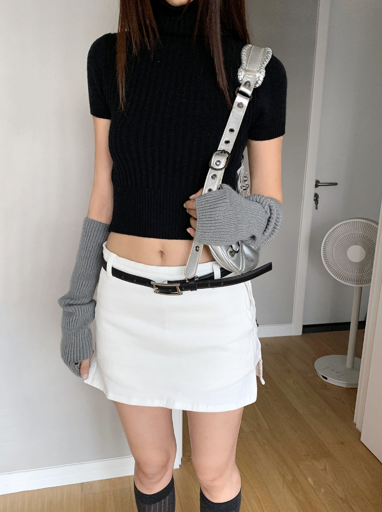 Chunky Ribbed Turtleneck Short Sleeves (3c.)