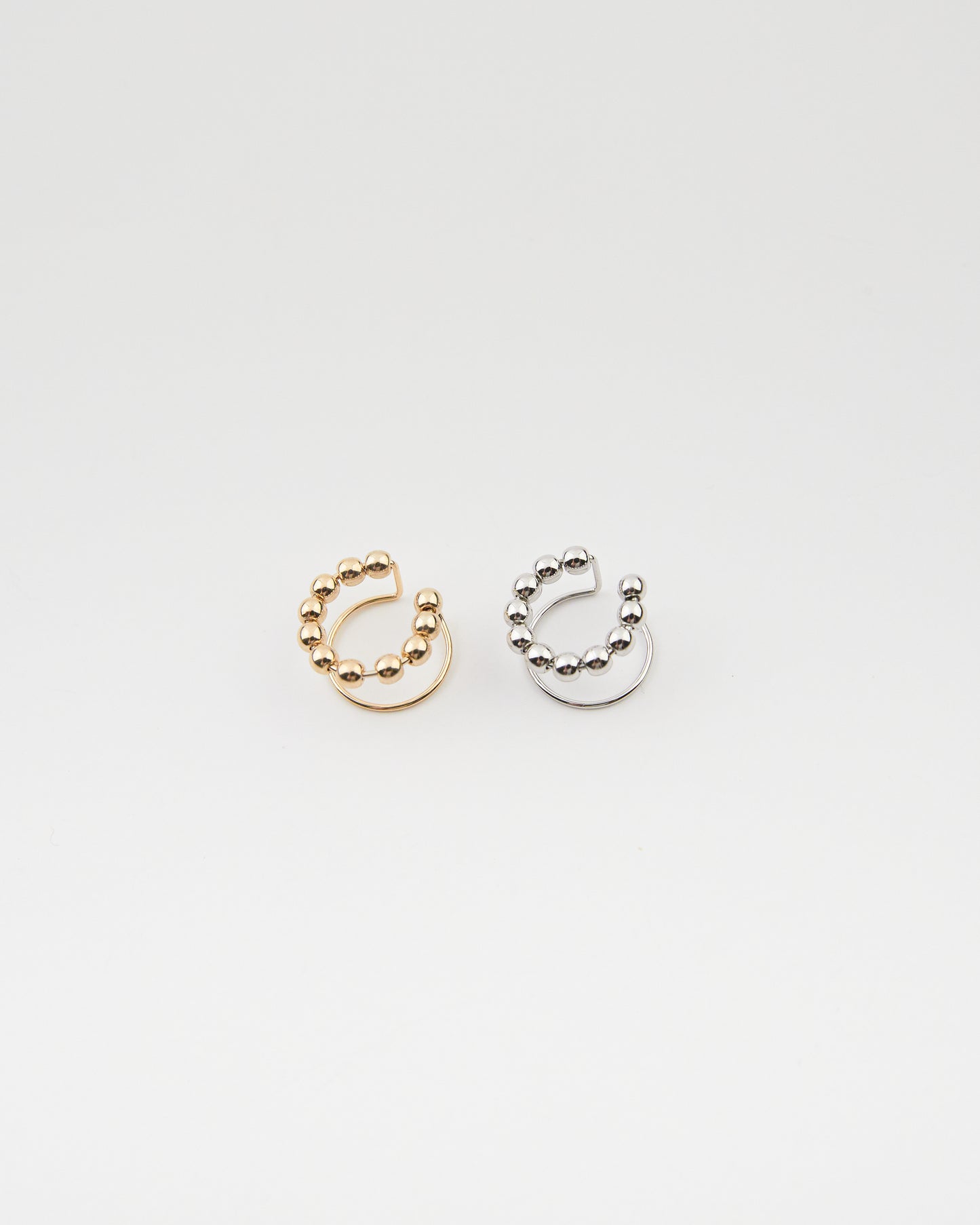 Ball x Line Ear Cuff