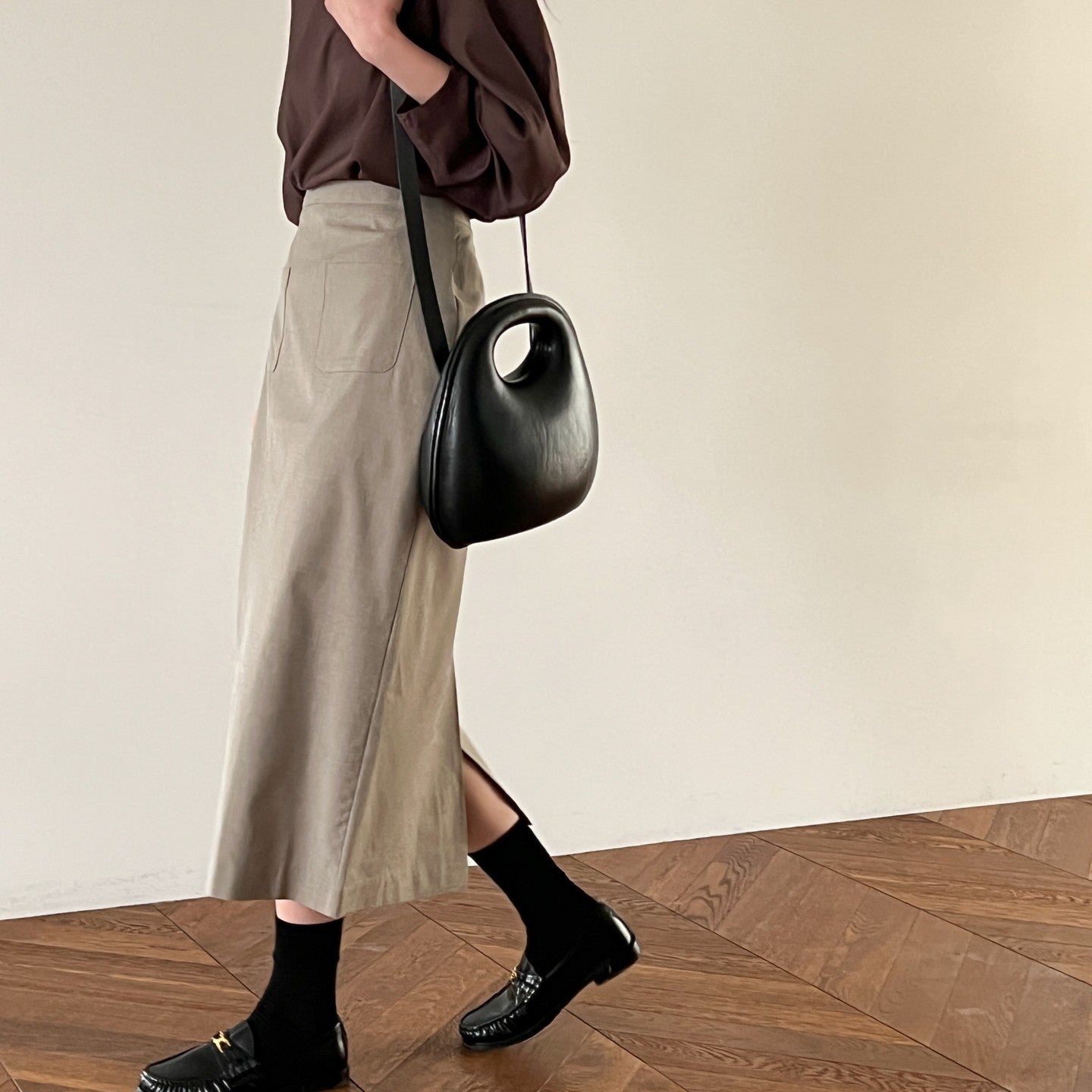 H-Line Linen Midi Skirt