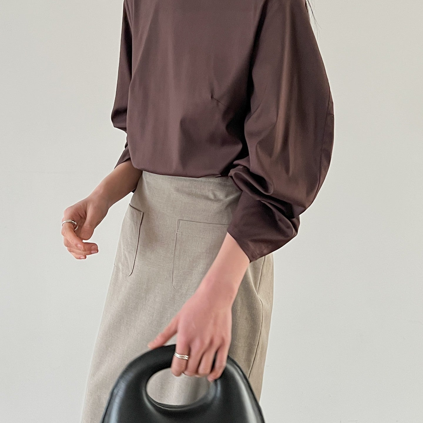 H-Line Linen Midi Skirt