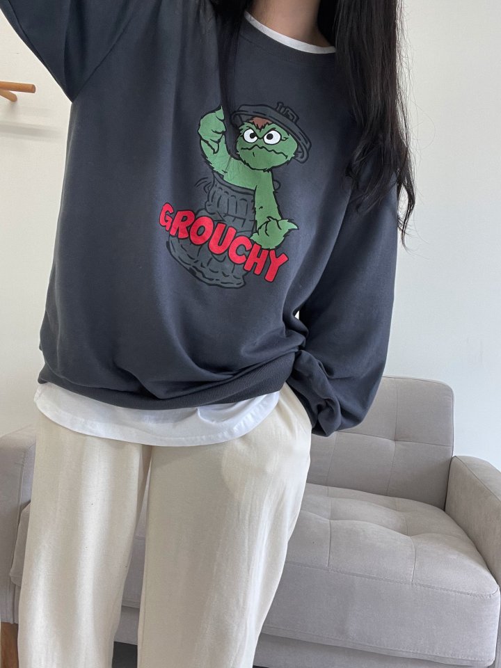 Graphic Oversized Crew Neck Jumper (Grouchy)