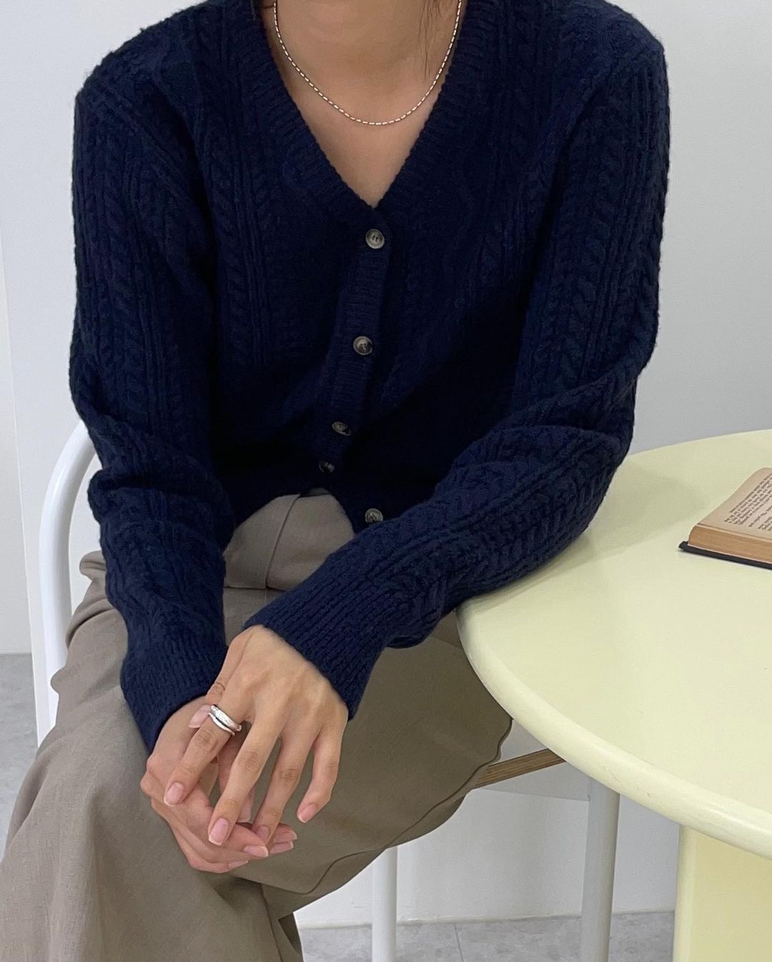 Cable Knitted Cardigan (2c.)