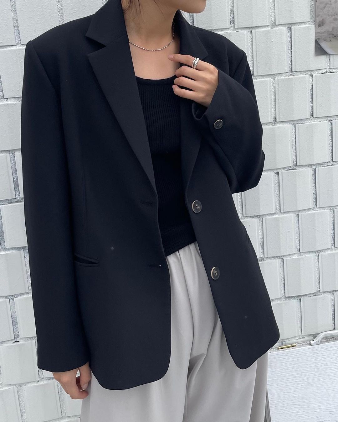 Roize Tailored Blazer (2c.)