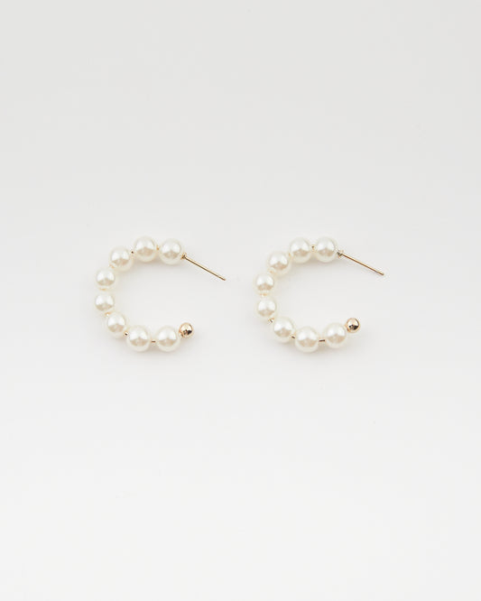 Fine Pearl Hoops