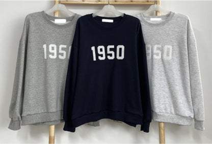 "1950" Graphic Oversized Crew Neck Jumper (3c.)