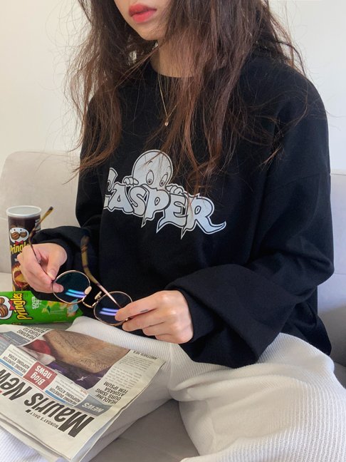 Graphic Oversized Crew Neck Jumper (Casper)