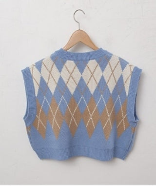 Argyle Pattern Crop Sweater Vest