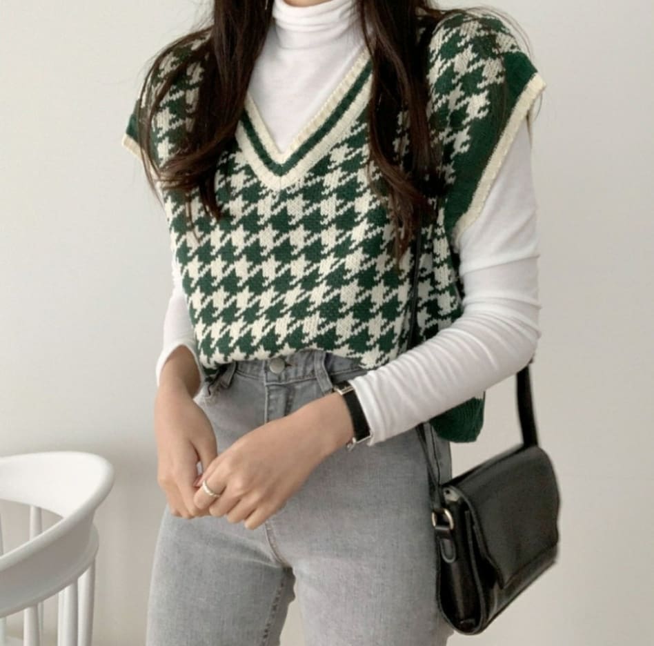 Houndstooth Sweater Vest