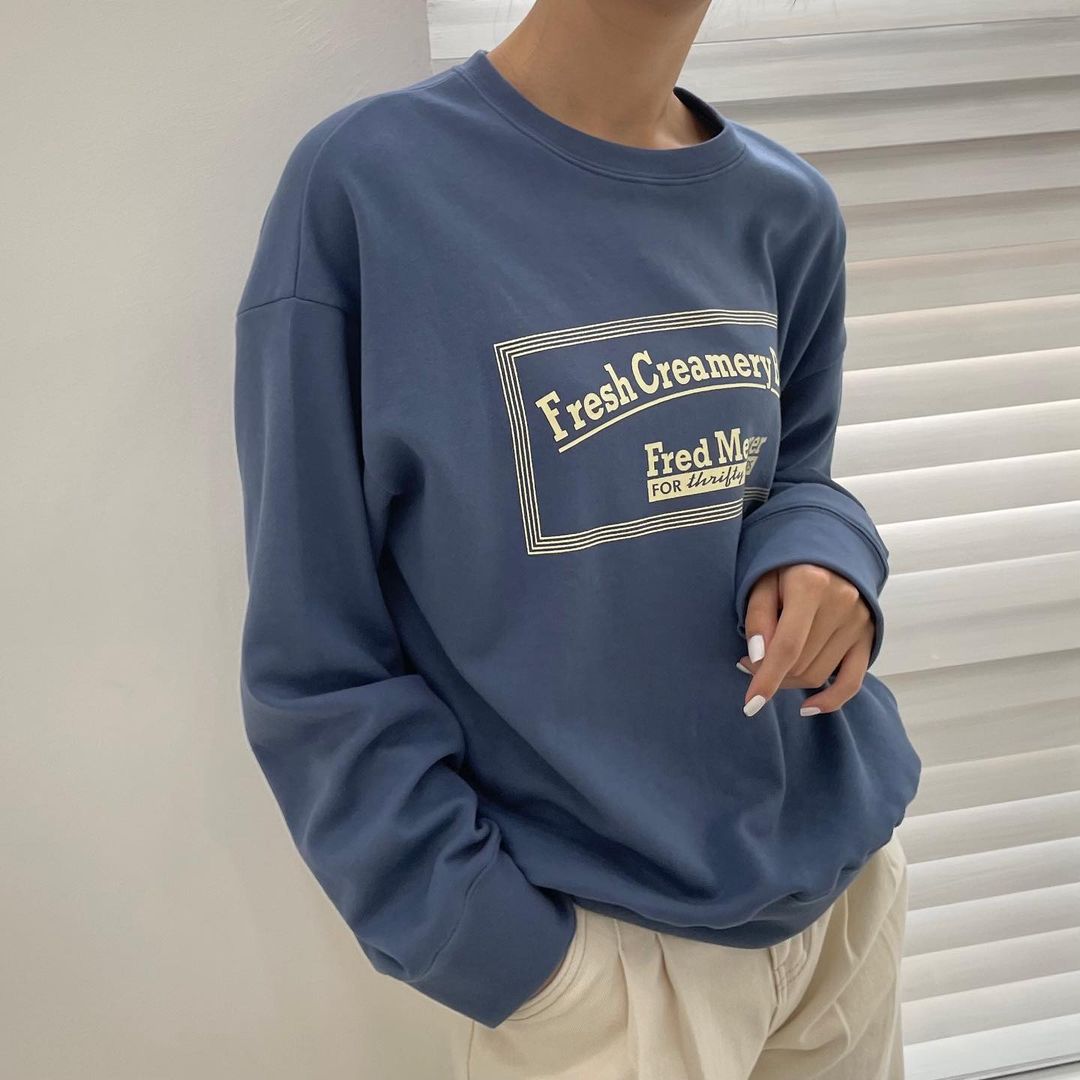 Graphic Crew Neck Jumper (Fresh Creamery Butter)
