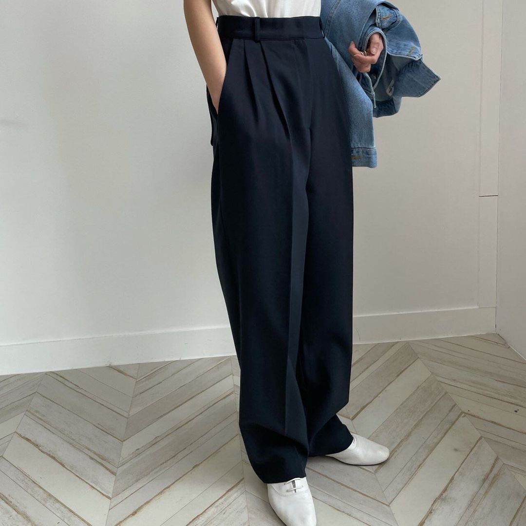 Pleated Wide Slacks
