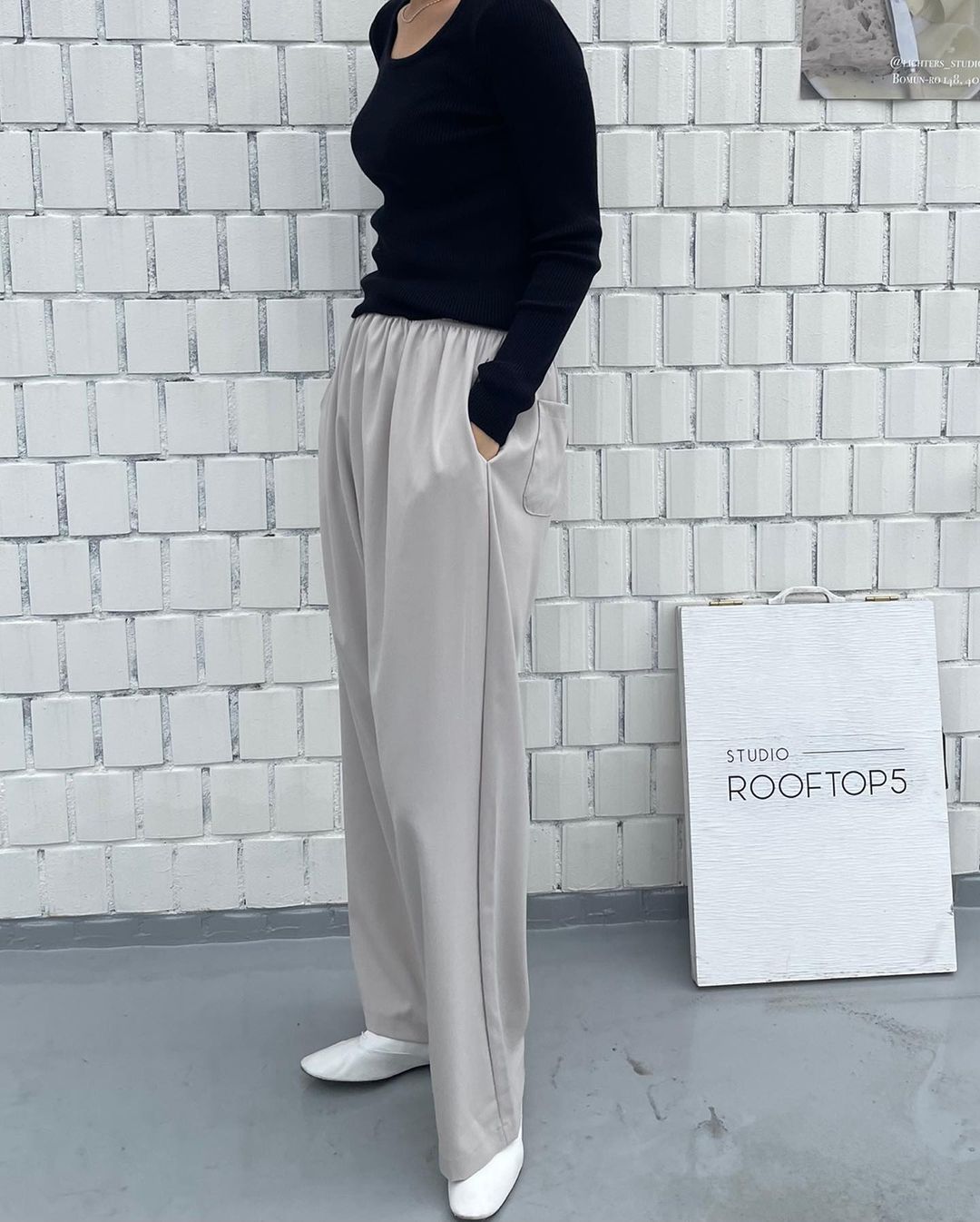 Relaxed Slacks